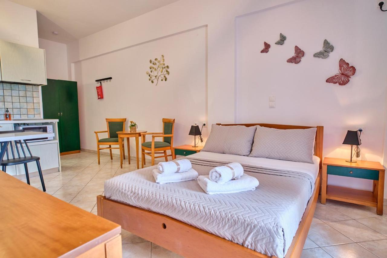 Logas Beach Studios Peroulades  Ngoại thất bức ảnh