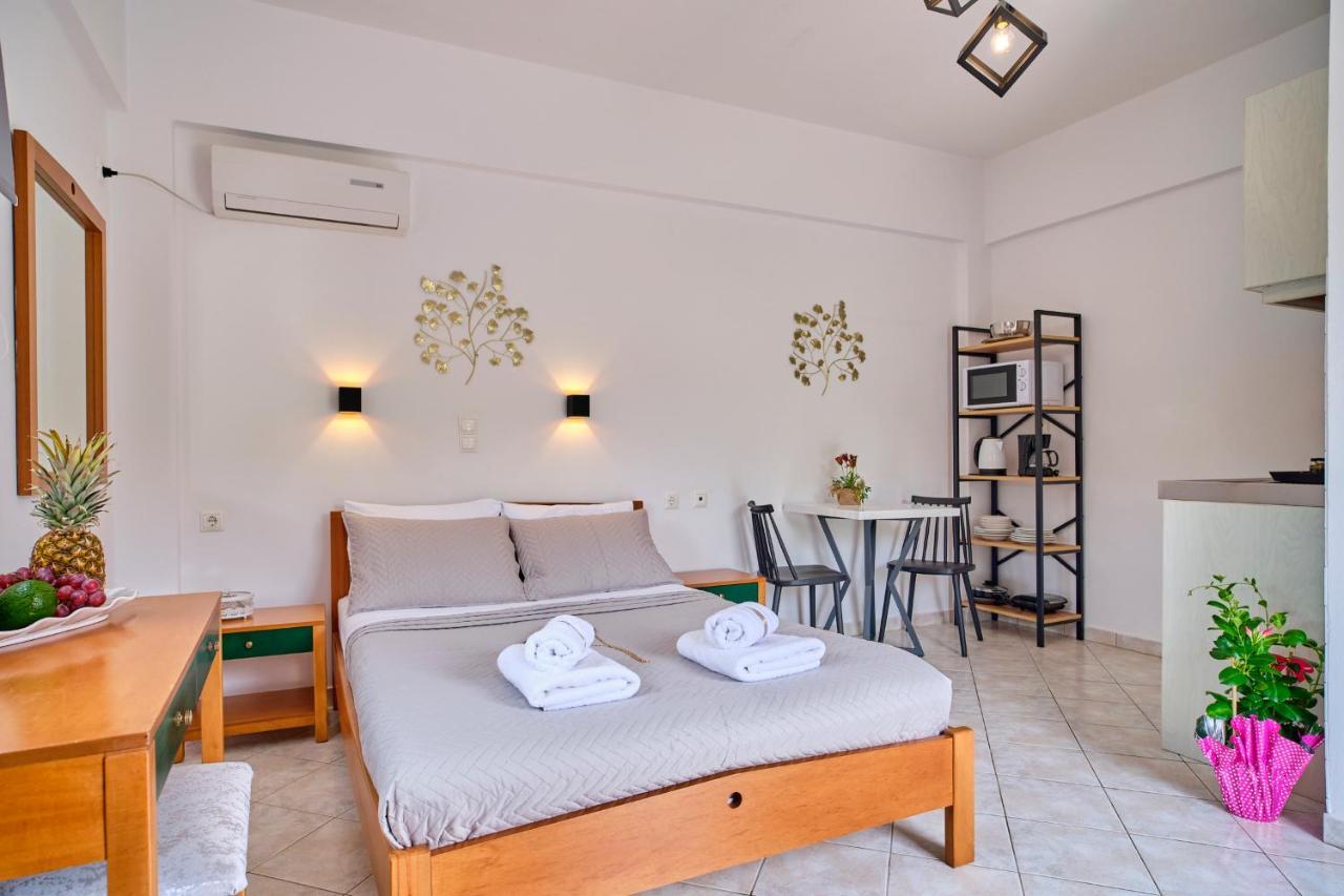 Logas Beach Studios Peroulades  Ngoại thất bức ảnh