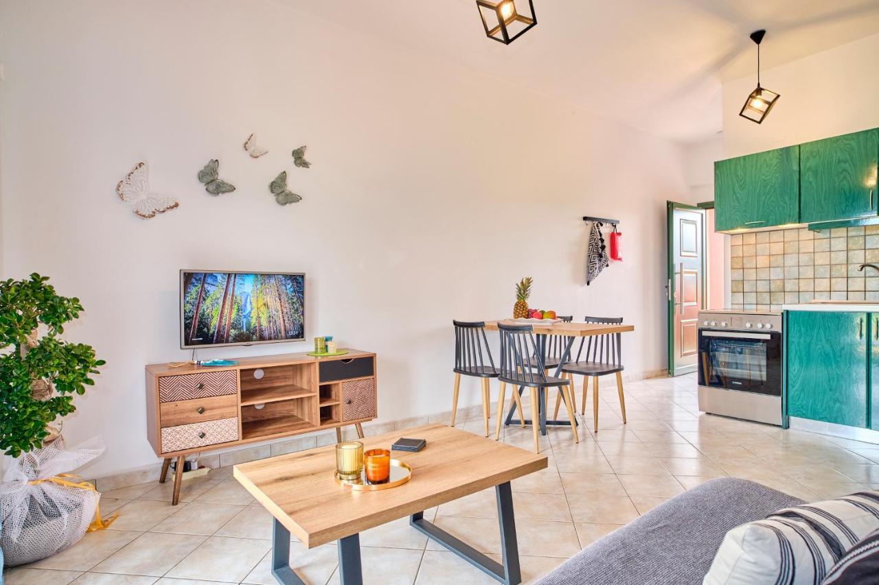 Logas Beach Studios Peroulades  Ngoại thất bức ảnh