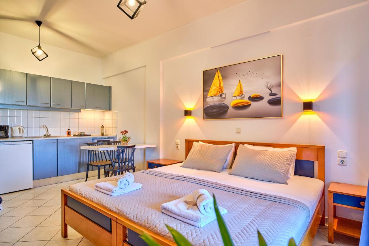 Logas Beach Studios Peroulades  Ngoại thất bức ảnh